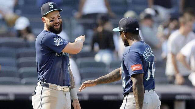 Seattle rompe racha de derrotas y blanquea a los Yanquis Seattle rompe racha de derrotas y blanquea a los Yanquis