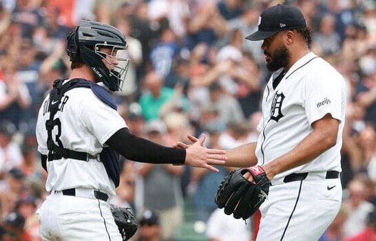 Los Tigres blanquean a los Guardianes sin ponchar