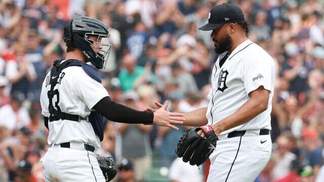 Los Tigres blanquean a los Guardianes sin ponchar Los Tigres blanquean a los Guardianes sin ponchar