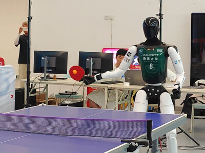 Robots que participaron en los Juegos de Pekín, ahora deben trabajar