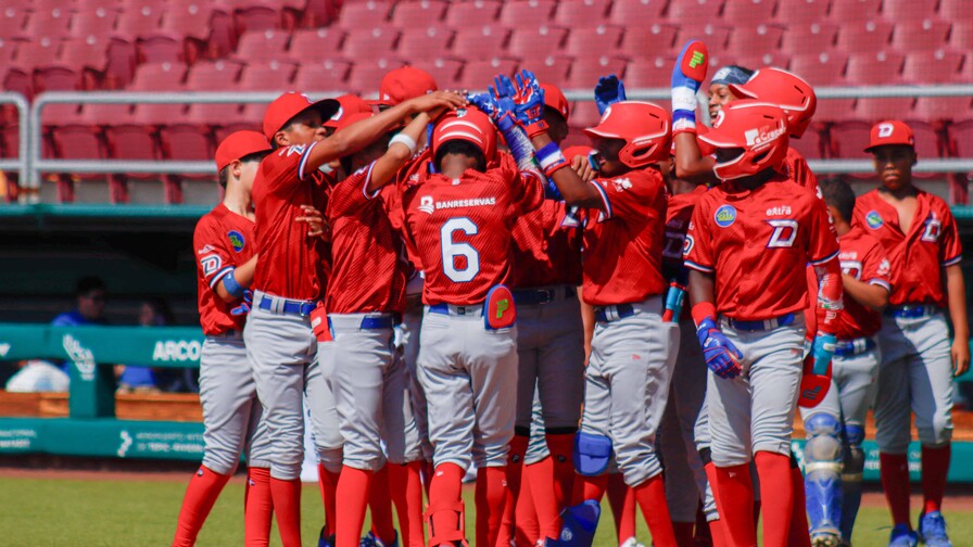 República Dominicana vence 11-1 a México Rojo y termina invicta en la Serie del Caribe Kids República Dominicana vence 11-1 a México Rojo y termina invicta en la Serie del Caribe Kids