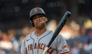 Rafael Devers se coloca a un doble de llegar a 30 por sexta vez en su carrera
