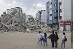 Aumenta a 294 el número de muertos y a 320 el de desaparecidos por terremoto en Colombia