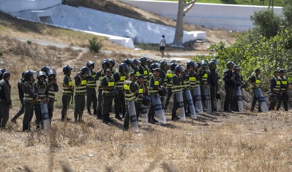 Marruecos eleva a 148 los migrantes interceptados cerca de la frontera con Ceuta