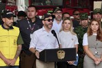 Presidente de Colombia pide a Trump suspensión de aranceles por terremoto