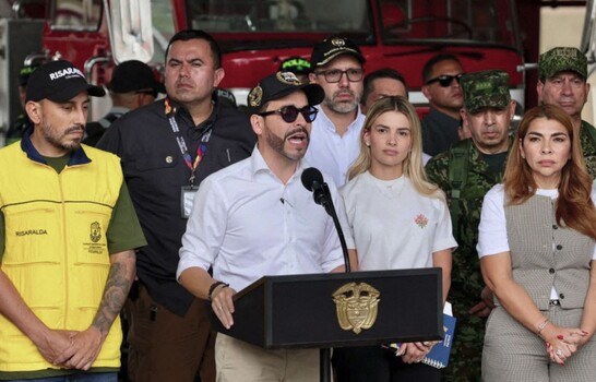 Presidente de Colombia pide a Trump suspensi&oacute;n de aranceles por terremoto