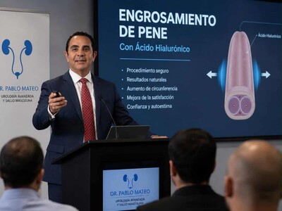 Dr. Pablo Mateo realiza presentación de procedimiento especializado