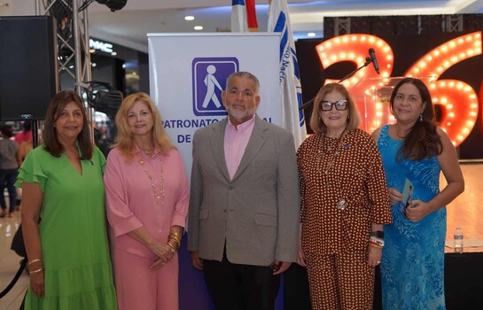 El Patronato Nacional de Ciegos inaugura exposici&oacute;n "Miradas"