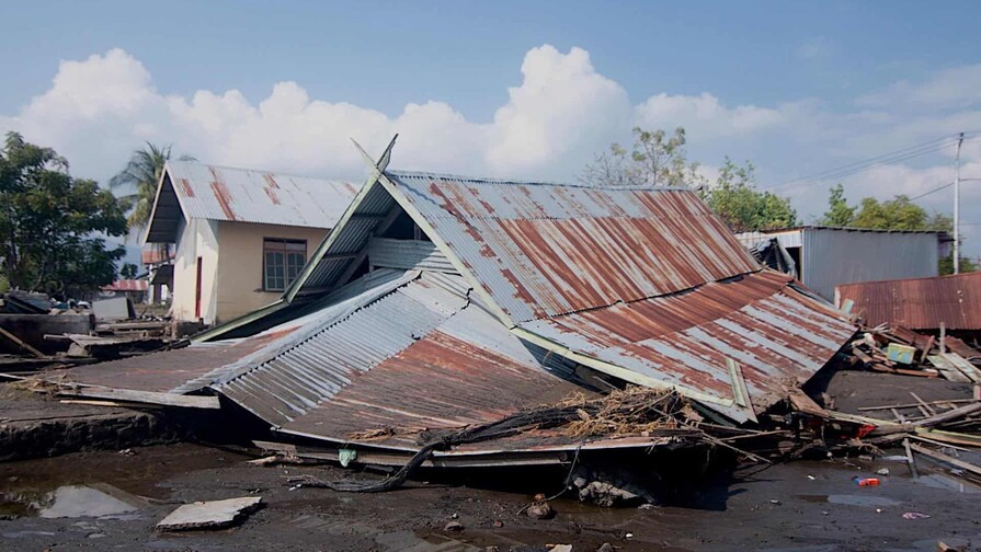 Un segundo sismo, ahora de 6.9, golpea Indonesia Un segundo sismo, ahora de 6.9, golpea Indonesia
