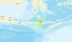 Terremoto de magnitud 7,7 sacude la costa de Indonesia