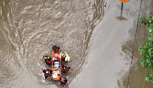 Al menos cinco muertos por las inundaciones m&aacute;s graves en 30 a&ntilde;os en Indiana, EE. UU.