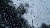 Intensas lluvias provocan tres muertes e inundaciones en Venezuela