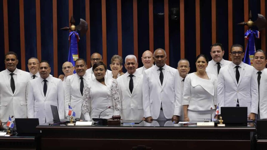 Senado instala nuevo bufete directivo para la legislatura 2026-2027: conozca quiénes son Senado instala nuevo bufete directivo para la legislatura 2026-2027: conozca quiénes son