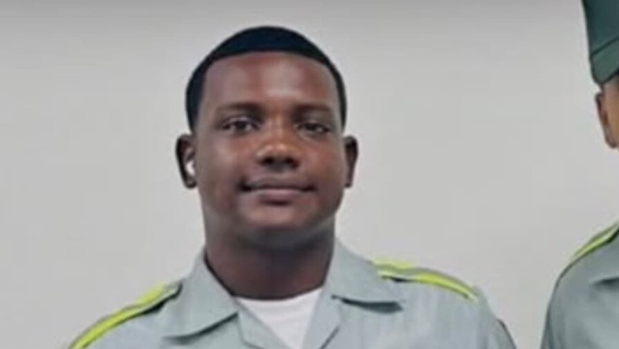 Agente de la Digesett muere tras recibir disparo de un sargento en Cabral en un confuso incidente Agente de la Digesett muere tras recibir disparo de un sargento en Cabral en un confuso incidente