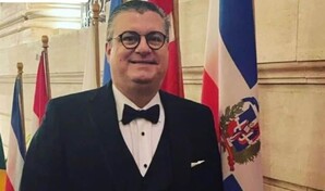 Tras declinaci&oacute;n de Carlos Gabriel Garc&iacute;a, consulado en Los &Aacute;ngeles ser&aacute; asumido por El&iacute;as Brache