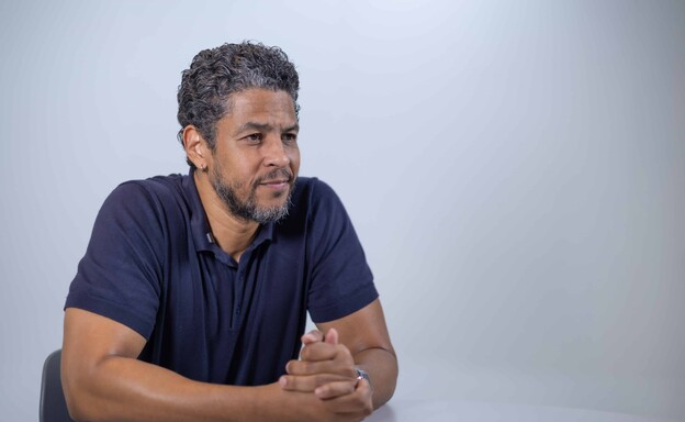 Héctor Aníbal: "Estoy ahora en una recopilación de momentos hasta que llegue el último" Héctor Aníbal: "Estoy ahora en una recopilación de momentos hasta que llegue el último"