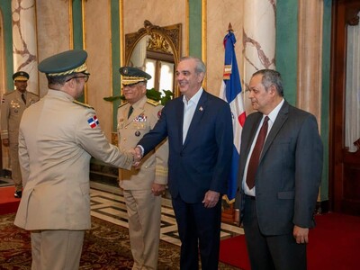 Luis Abinader juramenta nuevos altos mandos Fuerzas Armadas