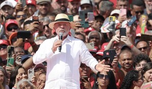 Lula y Fl&aacute;vio Bolsonaro abren la campa&ntilde;a en sus cunas pol&iacute;ticas con foco en la seguridad