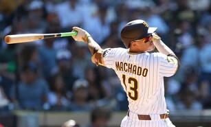 Manny Machado busca rescatar su discreta campa&ntilde;a llegando a los 400 jonrones