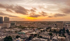 Miami alcanza el r&eacute;cord de la m&aacute;xima temperatura en su historia ante ola de calor en EE. UU.