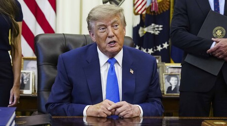 Trump informa que EE.UU. reducir&aacute; sus ejercicios militares conjuntos con Corea del Sur