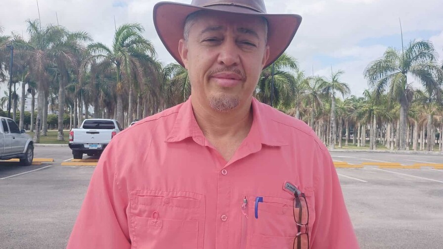 Aulas móviles para enfrentar déficit de cupos en Higüey no estarán listas para el inicio de clases Aulas móviles para enfrentar déficit de cupos en Higüey no estarán listas para el inicio de clases