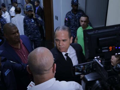Cambio director Policía Nacional se hace sin ceremonia