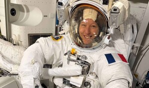 La astronauta francesa Sophie Adenot concluye con &eacute;xito su primera caminata espacial