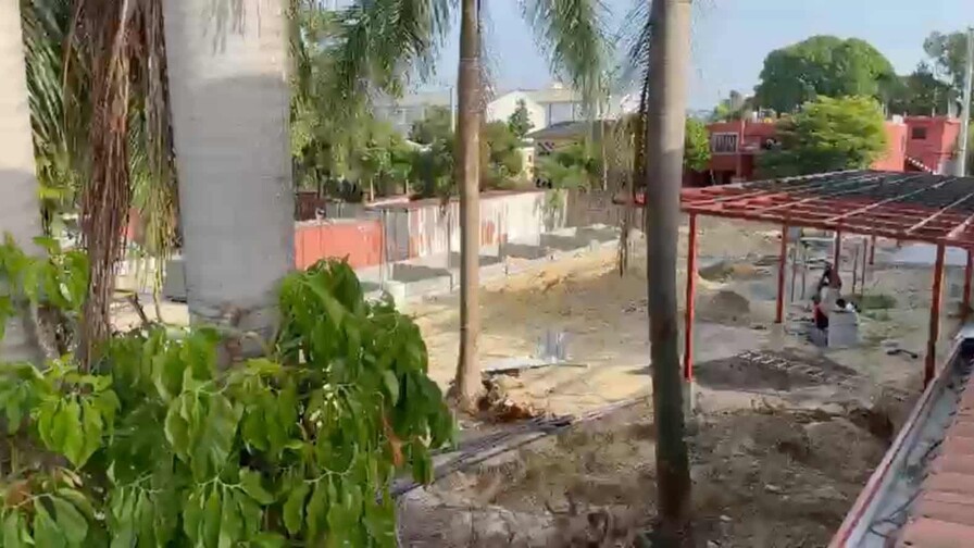 Vecinos de Villa Aura-Olimpo rechazan construcción de negocio en zona residencial Vecinos de Villa Aura-Olimpo rechazan construcción de negocio en zona residencial