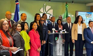 A d&iacute;as del a&ntilde;o escolar, Fuerza del Pueblo pide interpelar a ministro de Educaci&oacute;n