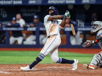 Jorge Mateo conecta un jonrón clave para los Rays