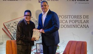 M&aacute;ximo Jim&eacute;nez recorre la memoria y talento autoral en su libro sobre los compositores dominicanos