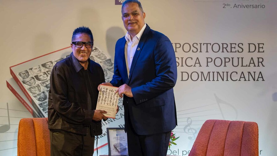 M&aacute;ximo Jim&eacute;nez recorre la memoria y talento autoral en su libro sobre los compositores dominicanos