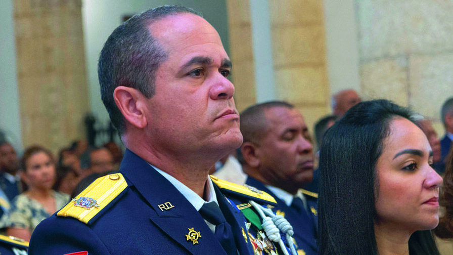 Modesto Cruz Cruz deja la Policía Nacional tras una breve gestión Modesto Cruz Cruz deja la Policía Nacional tras una breve gestión