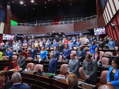 Diputados recuerdan a esposa de Julián Oro Duro y familia de Mao