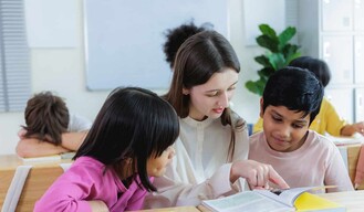 Curr&iacute;culo oficial y libro de texto: una relaci&oacute;n de complementariedad