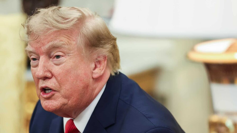 Trump insiste en que el estrecho de Ormuz es un nuevo territorio estadounidense Trump insiste en que el estrecho de Ormuz es un nuevo territorio estadounidense