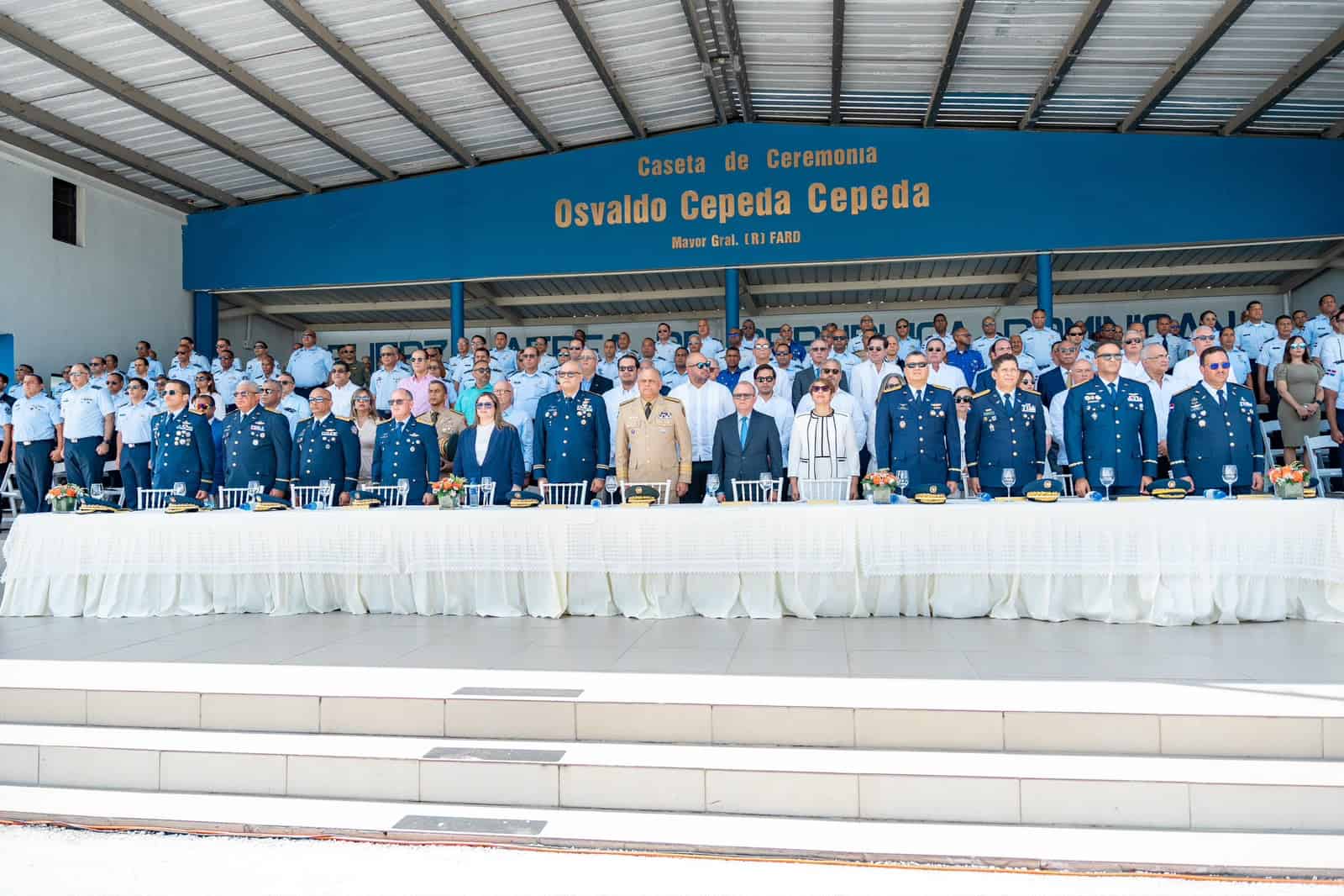 Ceremonia de traspaso de mando en el Ejército y la Fuerza Aérea.