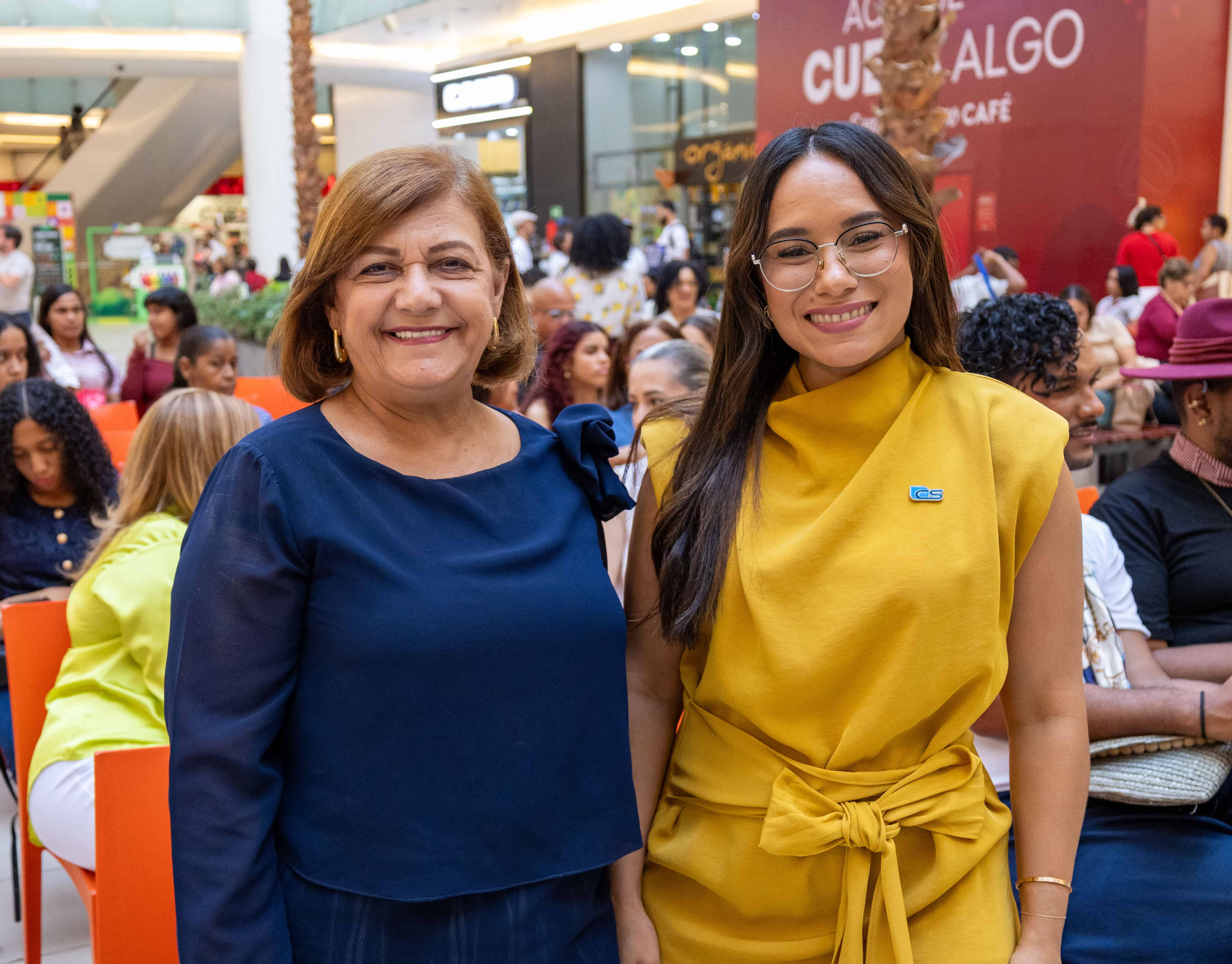 Mayra Bruno y Caroll Mueses.