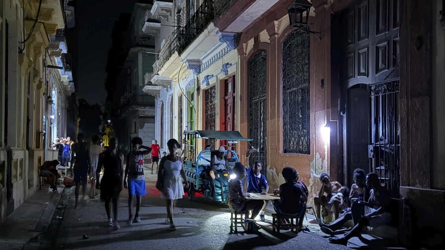 Cuba dice que jamás volverá a ser colonia y defiende independencia tras mapa de Trump