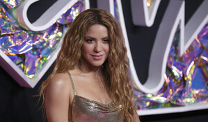 Cancelan conciertos de Shakira y Christina Aguilera en Abu Dabi