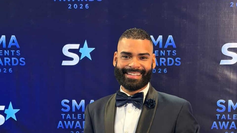 Jhondry Ferreras recibe reconocimiento en los SMA Talents Awards 2026 Jhondry Ferreras recibe reconocimiento en los SMA Talents Awards 2026
