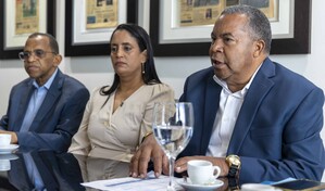 Menegildo De La Rosa: "La jornada escolar extendida se est&aacute; desarrollando en condiciones inhumanas"
