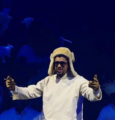 M&aacute;s de un mill&oacute;n de fans hacen fila virtual para entradas a conciertos de Bad Bunny
