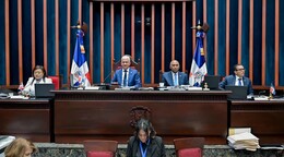 El Senado desempolva proyecto para frenar la proliferaci&oacute;n de bancas