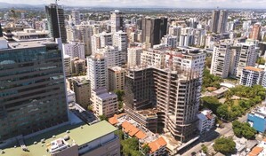 El 46 % de la inversi&oacute;n p&uacute;blica se concentr&oacute; en el sector transporte en el primer semestre de 2026