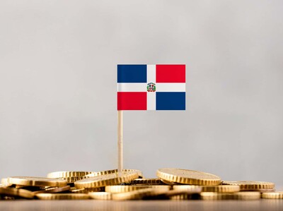 Dominican peso appreciates 7.4% as inflation reaches 5.47%