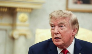 Trump anuncia una guerra econ&oacute;mica contra Ir&aacute;n, que la tacha de pol&iacute;tica fracasada
