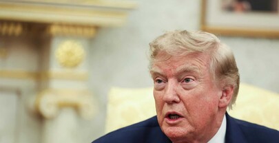 Trump anuncia una guerra econ&oacute;mica contra Ir&aacute;n, que la tacha de pol&iacute;tica fracasada