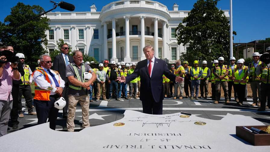 Trump revela nuevo helipuerto en la Casa Blanca en medio de un frenes&iacute; de obras